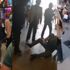 İlginç 'maske tak' uyarısı! Devriye gezip kafalarına demir sandalye vurdular İlginç 'maske tak' uyarısı! Devriye gezip kafalarına demir sandalye vurdular