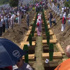 Sırp Başbakan Srebrenitsa'da ıslıklandı Sırp Başbakan Srebrenitsa'da ıslıklandı