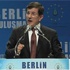 Davutoğlu: Yurt dışında doğum yapan her anneye altın verilecek Davutoğlu: Yurt dışında doğum yapan her anneye altın verilecek