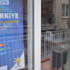 AKP binasına taşlı saldırı AKP binasına taşlı saldırı