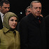 Emine Erdoğan, organik tarım arazisini gezdi Emine Erdoğan, organik tarım arazisini gezdi