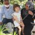 En acı bayram: 3 yaşındaki Zeynep şehit babasıyla bayramlaşmak için şehitliğe gitti En acı bayram: 3 yaşındaki Zeynep şehit babasıyla bayramlaşmak için şehitliğe gitti