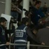Zaman gazetesi binasına yeniden polis geldi! Zaman gazetesi binasına yeniden polis geldi!