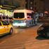 İzmir'de taksi ile otomobil çarpıştı: 2 yaralı İzmir'de taksi ile otomobil çarpıştı: 2 yaralı