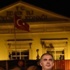 Onbinlerce vatandaş 19'uncu günde de meydanları doldurdu