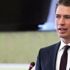 Avusturya Dışişleri Bakanı ve ÖVP Genel Başkanı Kurz, aşırı sağcı FPÖ ile koalisyon görüşmelerine başlayacaklarını duyurdu Avusturya Dışişleri Bakanı ve ÖVP Genel Başkanı Kurz, aşırı sağcı FPÖ ile koalisyon görüşmelerine başlayacaklarını duyurdu