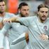 Caner Erkin takımla beraber antrenmana çıktı