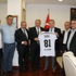 Vali Ali Fidan’a Beşiktaş Forması Hediye Ettiler