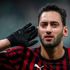 Hakan Çalhanoğlu için İtalya dan sürpriz transfer ...