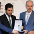 Reza'ya ödül veren Bakan konuştu: Vicdanen rahatsız olmadım Reza'ya ödül veren Bakan konuştu: Vicdanen rahatsız olmadım