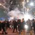 İngiltere’de V for Vendetta maskeli protestocularla polis arasında çatışma