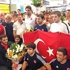 Güreş Milli Takımı, 'Türkiye sizinle gurur duyuyor' sloganlarıyla karşılandı Güreş Milli Takımı, 'Türkiye sizinle gurur duyuyor' sloganlarıyla karşılandı
