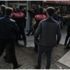 Polis pastanede yakaladı, ortalık karıştı Polis pastanede yakaladı, ortalık karıştı