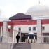 Müezzin imamı silahla kovaladı