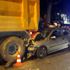 Ankara da otomobil park halindeki kamyona çarptı: ...