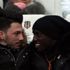 Demba Ba sahaya iniyor Demba Ba sahaya iniyor