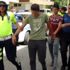 Polisin dur ihtarına uymadı, drift attığı aracı bırakıp ...