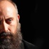 Halit Ergenç havaalanını birbirine kattı