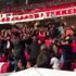 Samsun çocuklara tribünde oyuncak yağmuru sürprizi