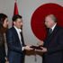 Cumhurbaşkanı Erdoğan, futbolcu Mesut Özil'i kabul etti Cumhurbaşkanı Erdoğan, futbolcu Mesut Özil'i kabul etti