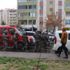 Son Dakika! Diyarbakır'da silahlı saldırgan, 4 kişilik aileyi rehin aldı: Evden 2'si yaralı 5 kişi çıkarıldı Son Dakika! Diyarbakır'da silahlı saldırgan, 4 kişilik aileyi rehin aldı: Evden 2'si yaralı 5 kişi çıkarıldı