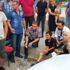 Korkup ağlamaya başladı! Yurttaşlar sakinleştirdi Korkup ağlamaya başladı! Yurttaşlar sakinleştirdi