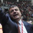 Ergin Ataman çıldırdı, taraftarını kovdu