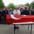 Maden ocağındaki göçükte yaşamını yitiren işçi son yolculuğuna uğurlandı Maden ocağındaki göçükte yaşamını yitiren işçi son yolculuğuna uğurlandı