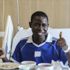 Nijeryalı gencin yapışık yemek borusu 'mıknatıs'la açıldı