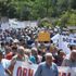 Köylüler Kanadalı firmayı protesto etti Köylüler Kanadalı firmayı protesto etti