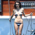 Beren Saat bikinili görüntülendi