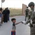Mehmetçik Suriye'de yol güvenliğini sağladığı halkın bayramını kutladı