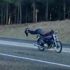 Otoyolda motosikletiyle tehlike saçtı Otoyolda motosikletiyle tehlike saçtı