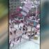 Pazarda kameraya konuşan yaşlı kadınlar isyanda: Gemicikler, uçaklar...