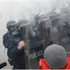 Çatışma sürüyor! Polis durduramıyor Çatışma sürüyor! Polis durduramıyor