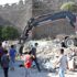 Diyarbakır surlarının çevresindeki kaçak yapılar yıkılıyor