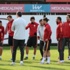 Galatasaray'da 3 isim idmana çıkmadı Galatasaray'da 3 isim idmana çıkmadı