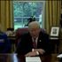 Trump uzayda en uzun süre kalan astronotu kutladı Trump uzayda en uzun süre kalan astronotu kutladı