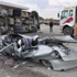 TIR otomobili ezdi: 4 kişi öldü