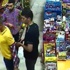 Polise patlayıcı attıktan sonra markette kıyafetini değiştirirken yakalandı