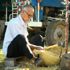 Murat usta 41 yıldır bağlama yapıyor Murat usta 41 yıldır bağlama yapıyor