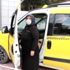 Taksici Sebahat Abla, salgın günlerinde de görev başında