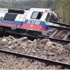 Tren devrildi! Yaralılar var Tren devrildi! Yaralılar var