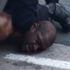 Dehşete düşüren görüntü! ABD'de polis şüpheliyi boğarak öldürdü