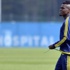Emenike kamptan ayrıldı!