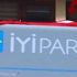 İYİ Parti Çanakkale İl Başkanlığı balkonunda Türk bayrağını ayaklarının altına alınması tepki çekti İYİ Parti Çanakkale İl Başkanlığı balkonunda Türk bayrağını ayaklarının altına alınması tepki çekti