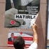 Polisler, Erdoğan gelmeden önce afişleri söktü