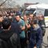 Bursa’da uyuşturucuyu protesto eden mahalleli yol kapattı Bursa’da uyuşturucuyu protesto eden mahalleli yol kapattı