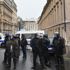 Fransa'yı 89 bin polis, Paris'i zırhlı araçlar koruyacak