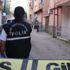 Uyuşturucu satıcıları mahalleliyi kurşun yağmuruna tuttu: 2 yaralı Uyuşturucu satıcıları mahalleliyi kurşun yağmuruna tuttu: 2 yaralı